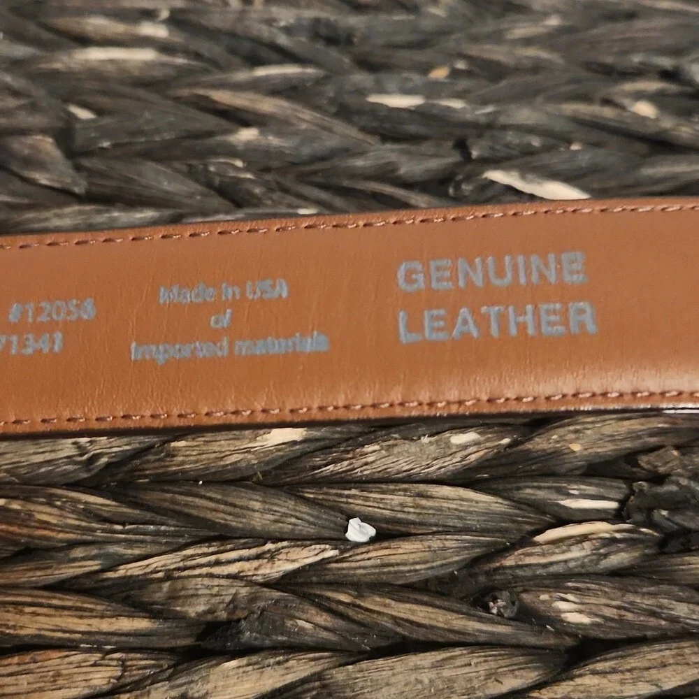Mens L.L. Bean Dark Brown Leather‎ Belt Brass Buckle, Size 44